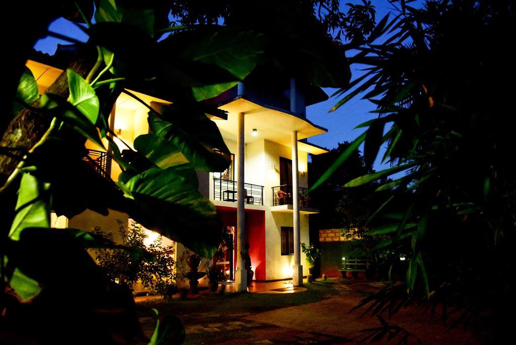 Hotel Moonstone Anuradhapura Eksteriør billede