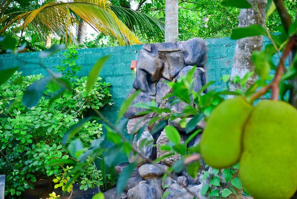 Hotel Moonstone Anuradhapura Eksteriør billede