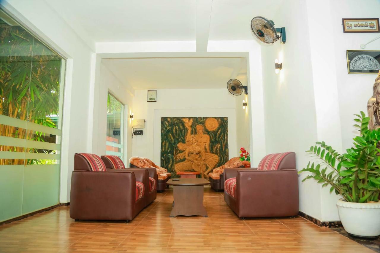 Hotel Moonstone Anuradhapura Eksteriør billede